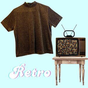 Vintage Just for Petites Animal Print Velvet Feel Short Sleeved Shirt